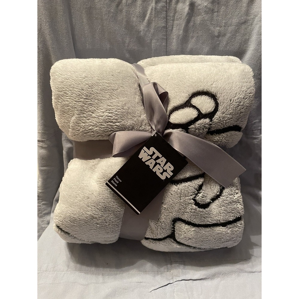 NEW Disney Galaxy's Edge Star Wars Han Solo in Carbonite Fleece Blanket Throw